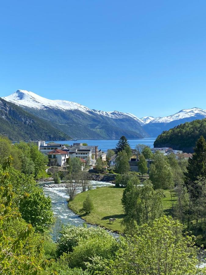 Fjord View Apartment Stranda  Exteriör bild