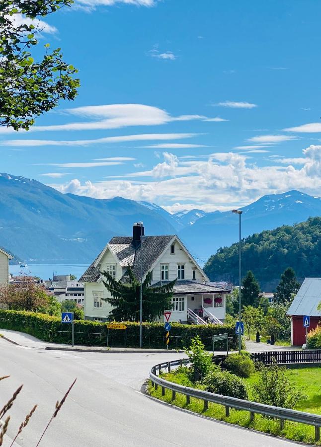 Fjord View Apartment Stranda  Exteriör bild